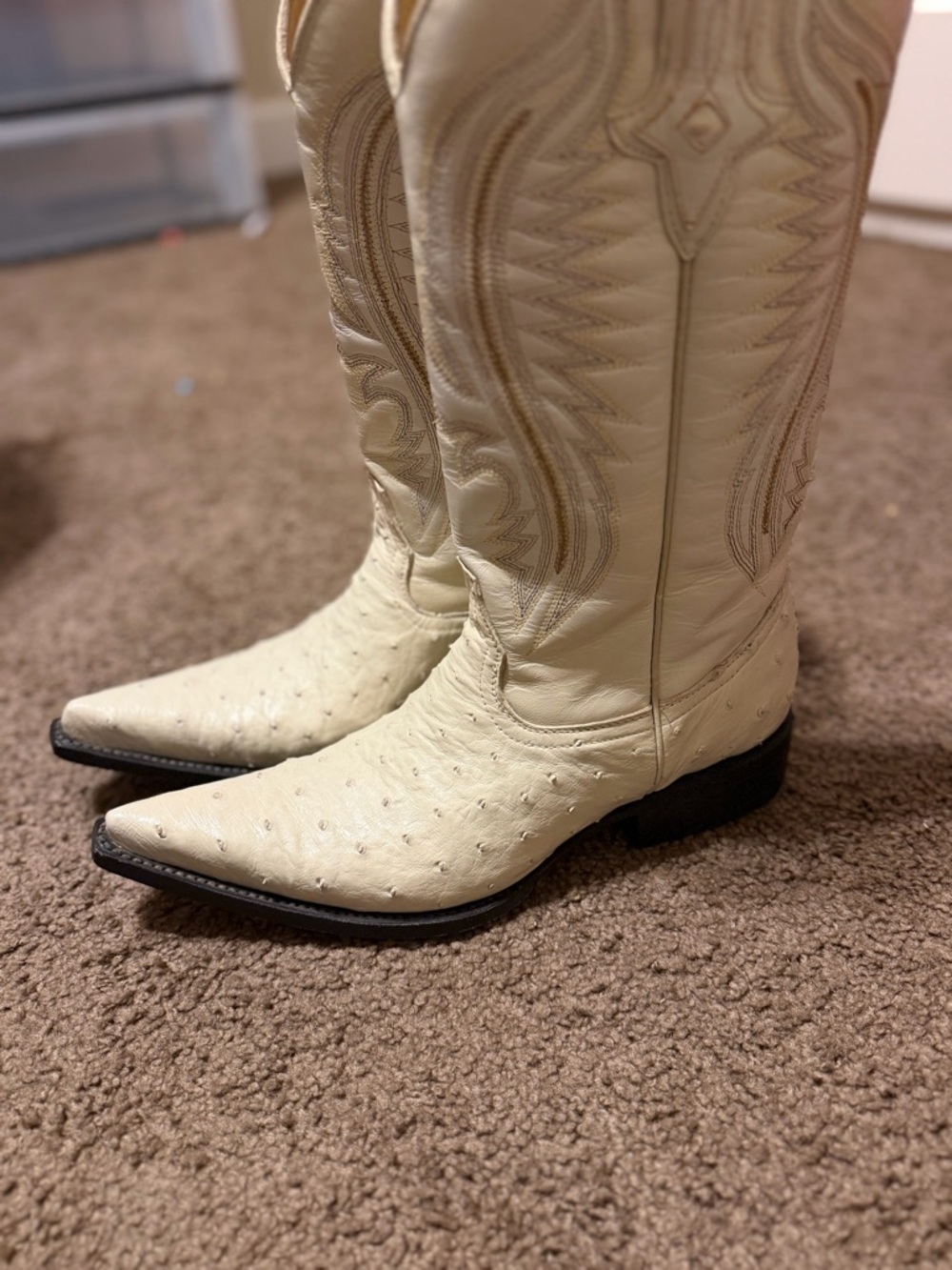 Women's Cream Ostrich-Textured Western Ankle Boots